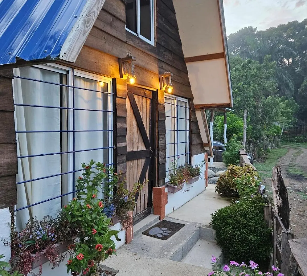 ג'ארהבקואה Canada House Queen Bed In 2Nd Floor Dbl Sofa Bed In 1St Floor Bbq Private Pool, River